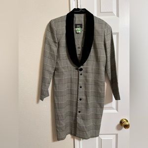 Black and white plaid long blazer top